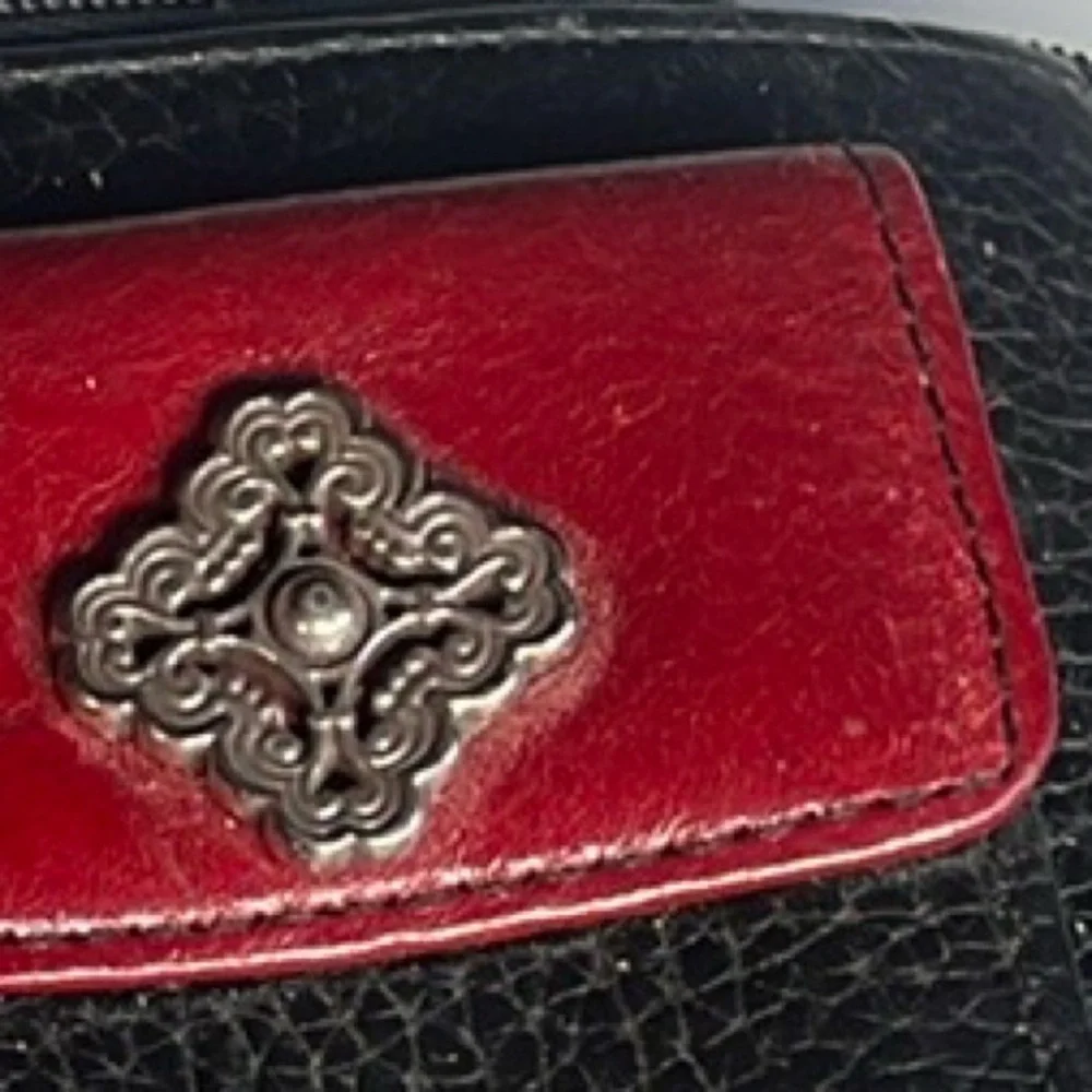 Brighton Leather Black Red Wallet Wristlet Silver Trim Pockets Zippered